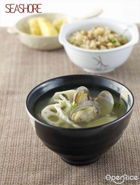 Miso Soup with Clams and Cabbage Recipe 蛤蜊包菜味噌汤食谱