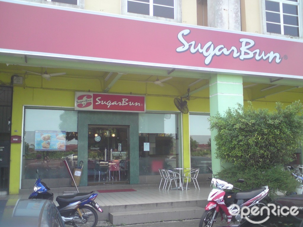 SugarBun Malaysian variety Pizza/Pasta Restaurant in Kuching Sarawak