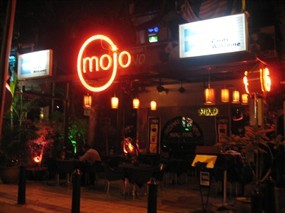 Mojo Restaurant & Bar