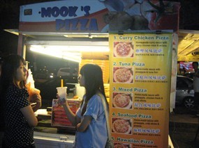 Mook's Pizza @ Pasar Malam Taman Segar