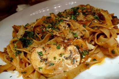 Fettuceni with Shreaded Duck and Mushrooms RM35
