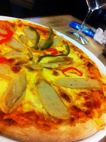 main course - Chicken Sausage Pizza