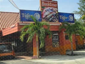 Kedai Makanan Laut Beach Corner
