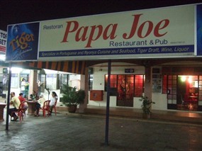 Papa Joe's Restaurant & Pub