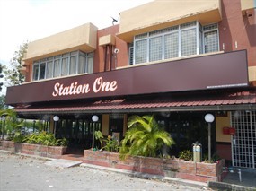 Station One Café