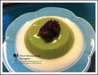Matcha Pudding with Red Bean