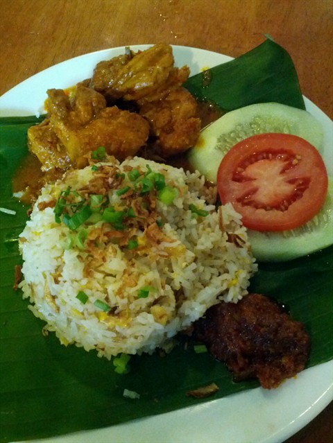 Kampung Fried rice with Curry Chicken