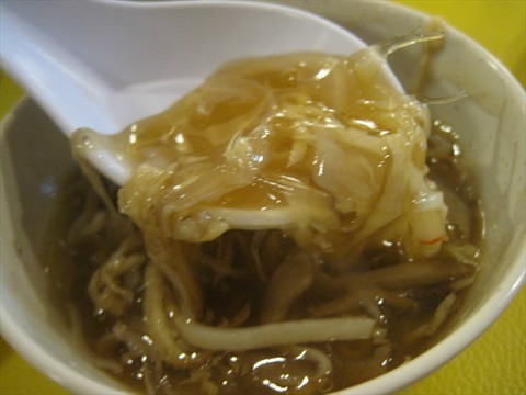 Shark Fin’s Soup with Crab meat