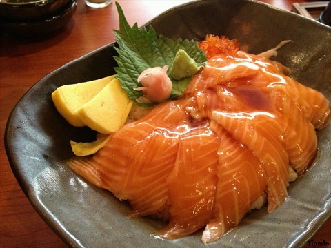 Salmon Sushi Don