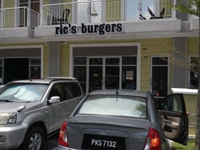 Ric's Burgers