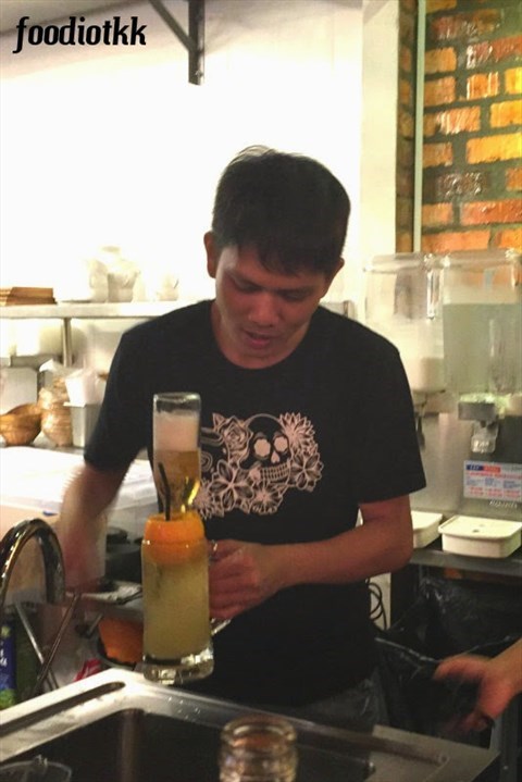 Bartender preparing the Coronarita