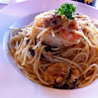 Spaghetti Aglio Olio Seafood