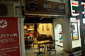 Gusto Café