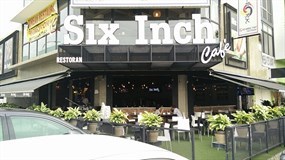 Six Inch Café