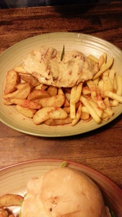 Grilled Butterfly Chicken with 2 side- Potato chips and wedges