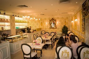 Lolita Boutique and Cafe