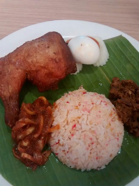 Fried chicken, beef rendang & prawn sambal with briyani rice.