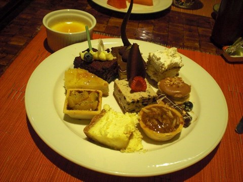 Dessert platter, so yummy!